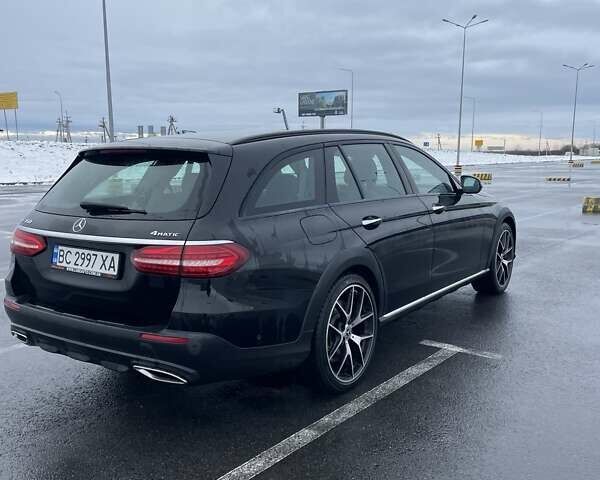 Черный Мерседес Е-Класс, объемом двигателя 3 л и пробегом 87 тыс. км за 45000 $, фото 4 на Automoto.ua