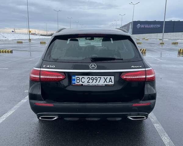 Черный Мерседес Е-Класс, объемом двигателя 3 л и пробегом 87 тыс. км за 45000 $, фото 5 на Automoto.ua