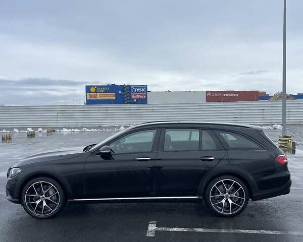 Черный Мерседес Е-Класс, объемом двигателя 3 л и пробегом 87 тыс. км за 45000 $, фото 1 на Automoto.ua