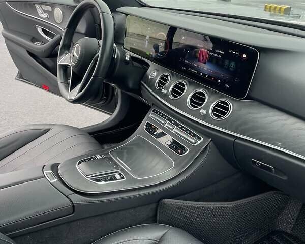 Черный Мерседес Е-Класс, объемом двигателя 3 л и пробегом 87 тыс. км за 45000 $, фото 12 на Automoto.ua