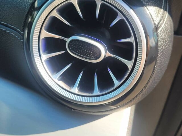 Черный Мерседес Е-Класс, объемом двигателя 2 л и пробегом 320 тыс. км за 43000 $, фото 7 на Automoto.ua