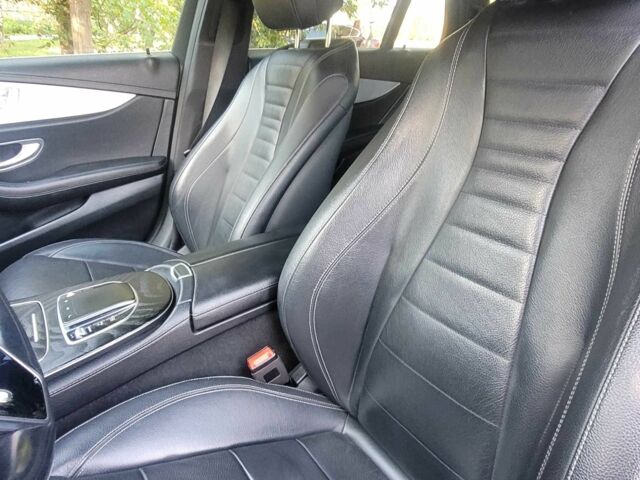 Черный Мерседес Е-Класс, объемом двигателя 2 л и пробегом 320 тыс. км за 43000 $, фото 13 на Automoto.ua