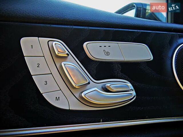 Черный Мерседес Е-Класс, объемом двигателя 1.6 л и пробегом 62 тыс. км за 36000 $, фото 13 на Automoto.ua