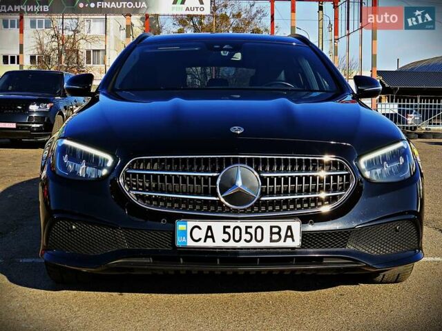 Черный Мерседес Е-Класс, объемом двигателя 1.6 л и пробегом 62 тыс. км за 36000 $, фото 1 на Automoto.ua