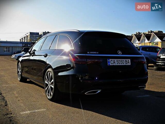 Черный Мерседес Е-Класс, объемом двигателя 1.6 л и пробегом 62 тыс. км за 36000 $, фото 4 на Automoto.ua