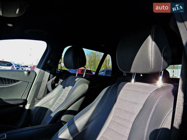 Черный Мерседес Е-Класс, объемом двигателя 1.6 л и пробегом 62 тыс. км за 36000 $, фото 11 на Automoto.ua