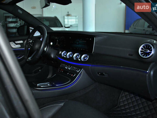 Чорний Мерседес Е-Клас, об'ємом двигуна 3 л та пробігом 9 тис. км за 62000 $, фото 45 на Automoto.ua