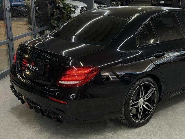 Черный Мерседес Е-Класс, объемом двигателя 3 л и пробегом 113 тыс. км за 38900 $, фото 12 на Automoto.ua