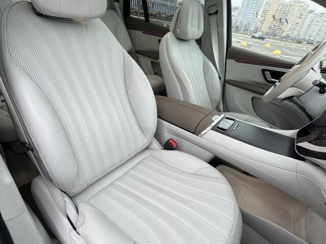 Черный Мерседес Е-Класс, объемом двигателя 0 л и пробегом 29 тыс. км за 85000 $, фото 4 на Automoto.ua