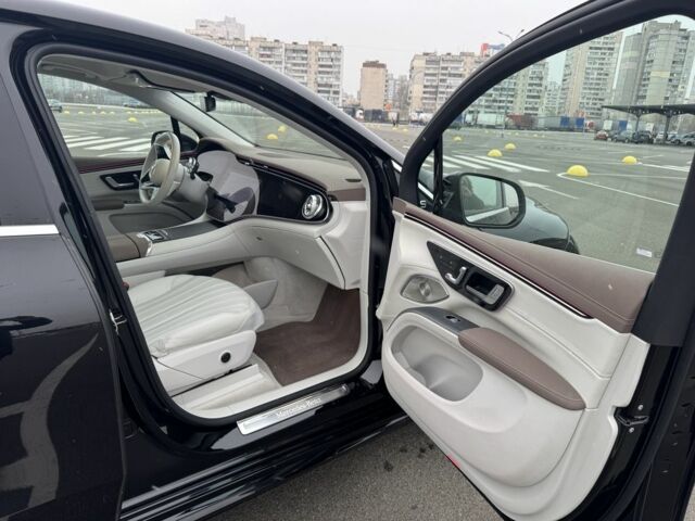 Черный Мерседес Е-Класс, объемом двигателя 0 л и пробегом 29 тыс. км за 85000 $, фото 11 на Automoto.ua