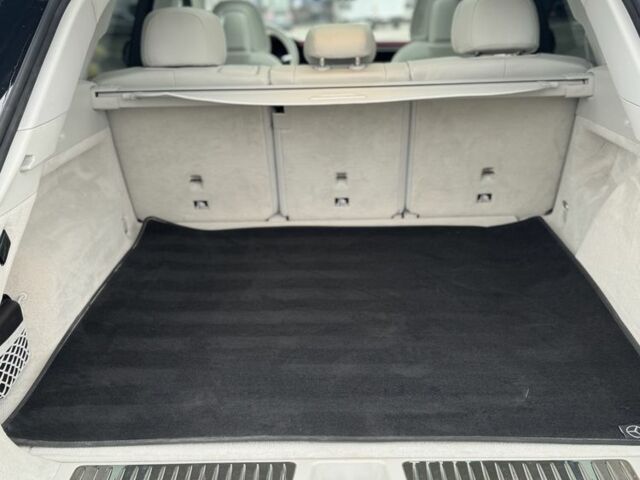 Черный Мерседес Е-Класс, объемом двигателя 0 л и пробегом 29 тыс. км за 85000 $, фото 10 на Automoto.ua