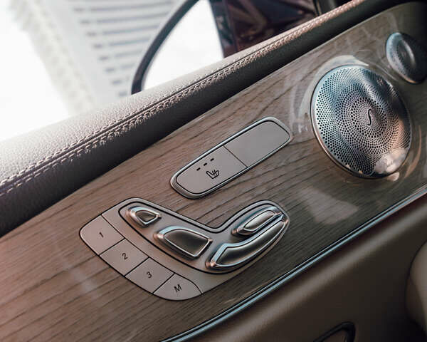 Фіолетовий Мерседес Е-Клас, об'ємом двигуна 3 л та пробігом 89 тис. км за 38500 $, фото 7 на Automoto.ua