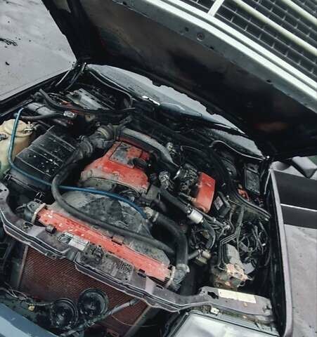 Фиолетовый Мерседес Е-Класс, объемом двигателя 2.2 л и пробегом 500 тыс. км за 2000 $, фото 8 на Automoto.ua