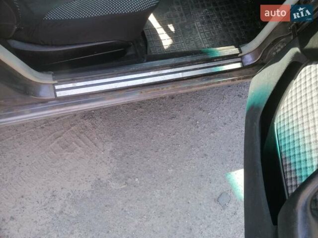 Фиолетовый Мерседес Е-Класс, объемом двигателя 3 л и пробегом 474 тыс. км за 2300 $, фото 11 на Automoto.ua
