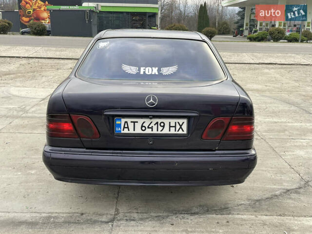 Фиолетовый Мерседес Е-Класс, объемом двигателя 2.8 л и пробегом 400 тыс. км за 2750 $, фото 6 на Automoto.ua