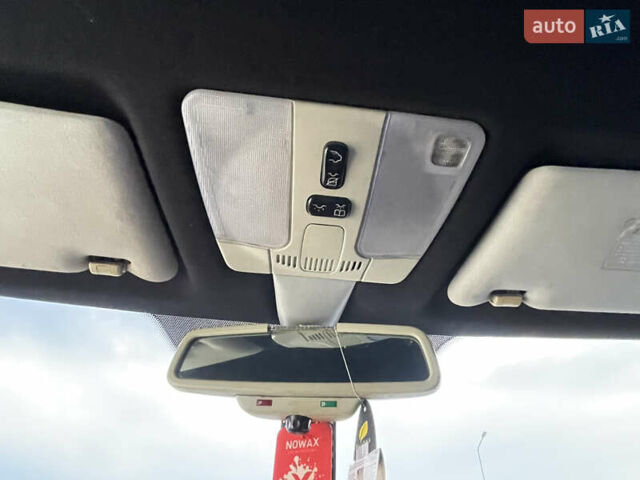 Фиолетовый Мерседес Е-Класс, объемом двигателя 2.8 л и пробегом 400 тыс. км за 2750 $, фото 17 на Automoto.ua