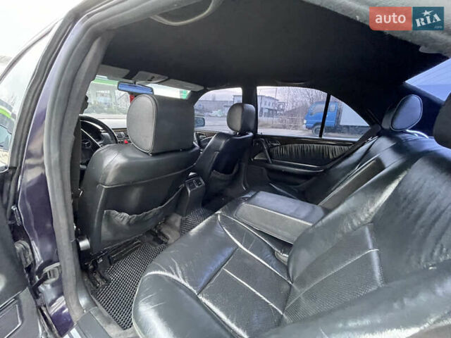 Фиолетовый Мерседес Е-Класс, объемом двигателя 2.8 л и пробегом 400 тыс. км за 2750 $, фото 9 на Automoto.ua