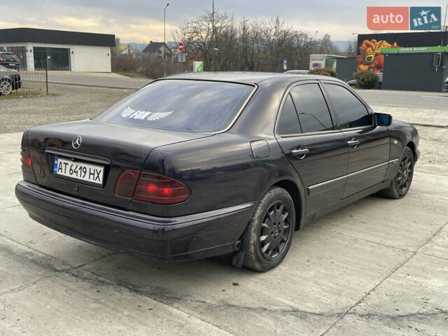 Фиолетовый Мерседес Е-Класс, объемом двигателя 2.8 л и пробегом 400 тыс. км за 2750 $, фото 7 на Automoto.ua