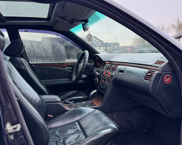 Фіолетовий Мерседес Е-Клас, об'ємом двигуна 2.16 л та пробігом 425 тис. км за 2500 $, фото 14 на Automoto.ua