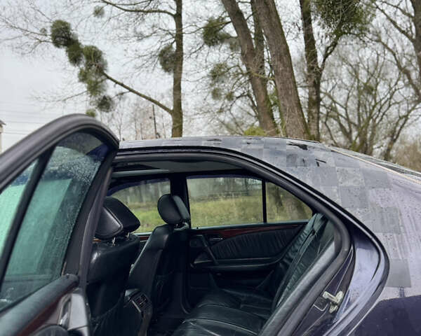 Фіолетовий Мерседес Е-Клас, об'ємом двигуна 2.16 л та пробігом 430 тис. км за 2650 $, фото 13 на Automoto.ua