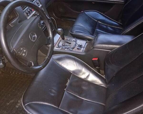 Фіолетовий Мерседес Е-Клас, об'ємом двигуна 2.8 л та пробігом 400 тис. км за 3700 $, фото 6 на Automoto.ua