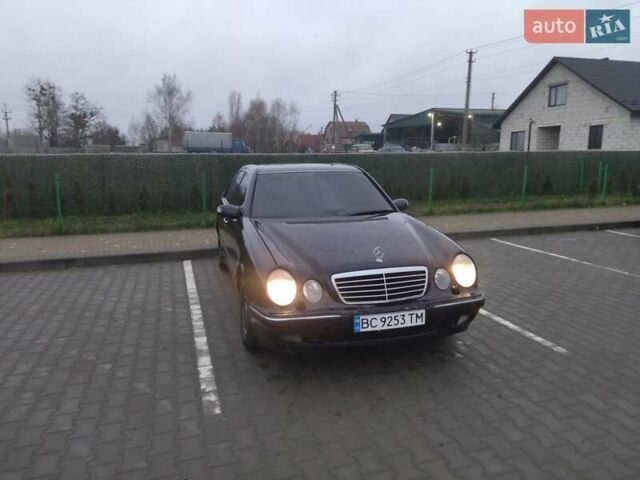 Фіолетовий Мерседес Е-Клас, об'ємом двигуна 3.2 л та пробігом 389 тис. км за 2999 $, фото 4 на Automoto.ua