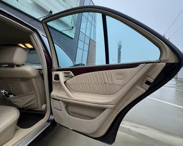 Фиолетовый Мерседес Е-Класс, объемом двигателя 4.97 л и пробегом 281 тыс. км за 7500 $, фото 24 на Automoto.ua