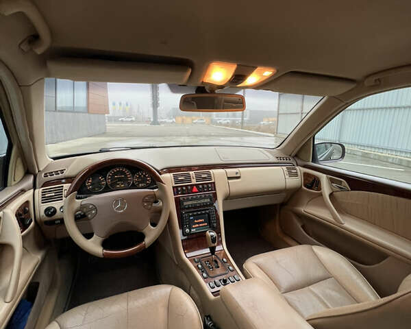 Фиолетовый Мерседес Е-Класс, объемом двигателя 4.97 л и пробегом 281 тыс. км за 7500 $, фото 21 на Automoto.ua