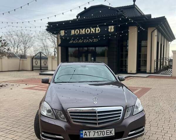 Фіолетовий Мерседес Е-Клас, об'ємом двигуна 2.1 л та пробігом 380 тис. км за 13000 $, фото 8 на Automoto.ua