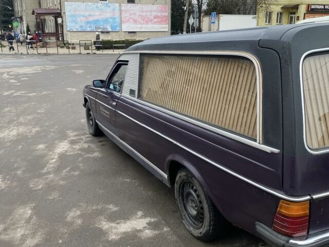 Фиолетовый Мерседес Е-Класс, объемом двигателя 2.5 л и пробегом 280 тыс. км за 3600 $, фото 6 на Automoto.ua