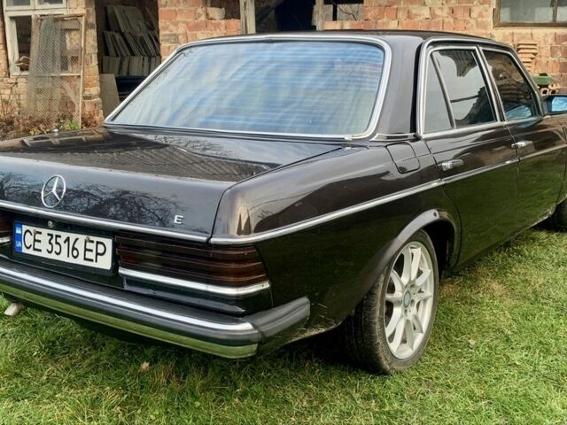 Коричневый Мерседес Е-Класс, объемом двигателя 3 л и пробегом 500 тыс. км за 2700 $, фото 2 на Automoto.ua