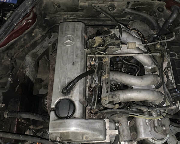 Коричневый Мерседес Е-Класс, объемом двигателя 2 л и пробегом 500 тыс. км за 2500 $, фото 18 на Automoto.ua