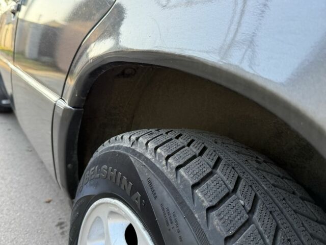 Коричневый Мерседес Е-Класс, объемом двигателя 2.6 л и пробегом 260 тыс. км за 2000 $, фото 9 на Automoto.ua