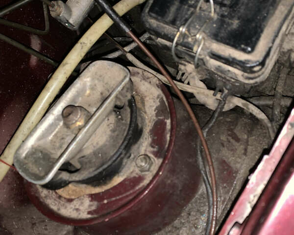 Коричневый Мерседес Е-Класс, объемом двигателя 2 л и пробегом 500 тыс. км за 2500 $, фото 16 на Automoto.ua