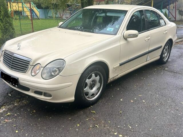 Мерседес Е-Клас 2005 у Ужгороді на Automoto.ua Коричневий Мерседес Е-Клас, об'ємом двигуна 2.2 л та пробігом 430 тис. км за 2900 $, фото 1 на Automoto.ua