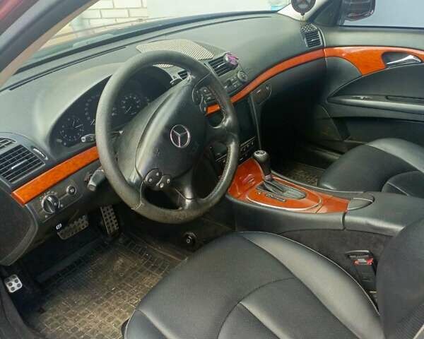 Коричневий Мерседес Е-Клас, об'ємом двигуна 1.8 л та пробігом 289 тис. км за 7200 $, фото 1 на Automoto.ua