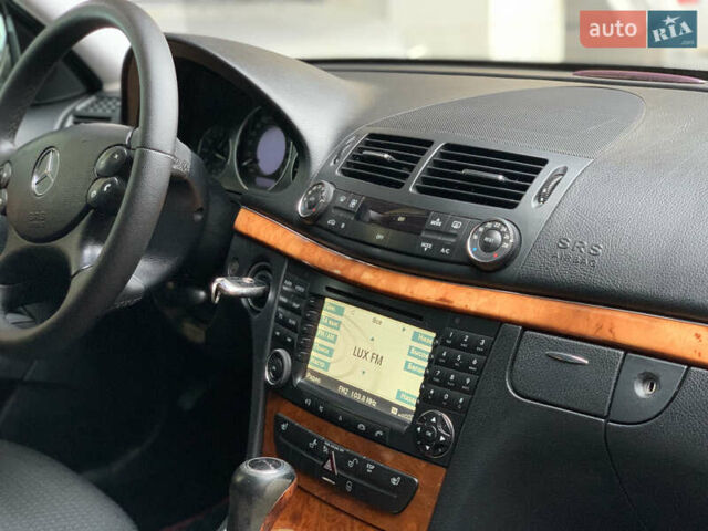 Коричневый Мерседес Е-Класс, объемом двигателя 3 л и пробегом 330 тыс. км за 9100 $, фото 49 на Automoto.ua