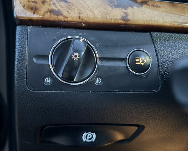 Мерседес Е-Клас 2007 у Івано-Франківську на Automoto.ua Коричневий Мерседес Е-Клас, об'ємом двигуна 3 л та пробігом 329 тис. км за 8900 $, фото 12 на Automoto.ua