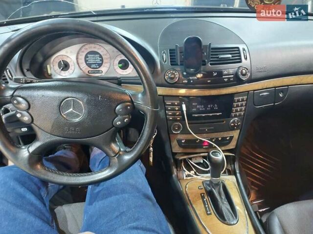 Коричневий Мерседес Е-Клас, об'ємом двигуна 3 л та пробігом 280 тис. км за 8500 $, фото 19 на Automoto.ua