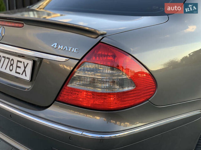 Коричневый Мерседес Е-Класс, объемом двигателя 3 л и пробегом 330 тыс. км за 9100 $, фото 43 на Automoto.ua