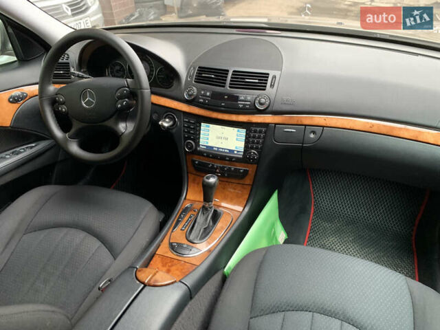 Коричневый Мерседес Е-Класс, объемом двигателя 3 л и пробегом 330 тыс. км за 9100 $, фото 59 на Automoto.ua
