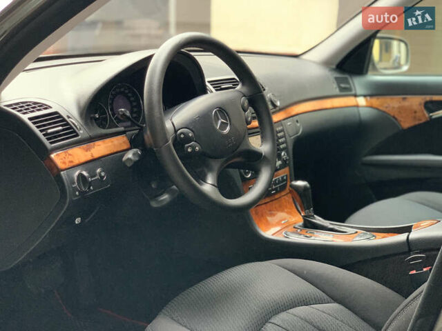 Коричневый Мерседес Е-Класс, объемом двигателя 3 л и пробегом 330 тыс. км за 9100 $, фото 69 на Automoto.ua