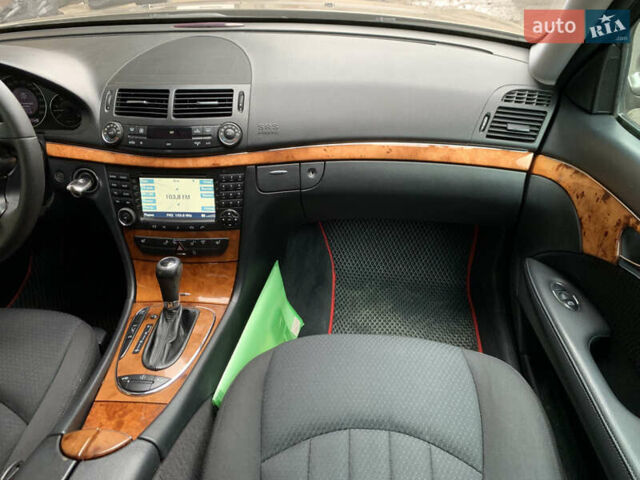 Коричневый Мерседес Е-Класс, объемом двигателя 3 л и пробегом 330 тыс. км за 9100 $, фото 58 на Automoto.ua