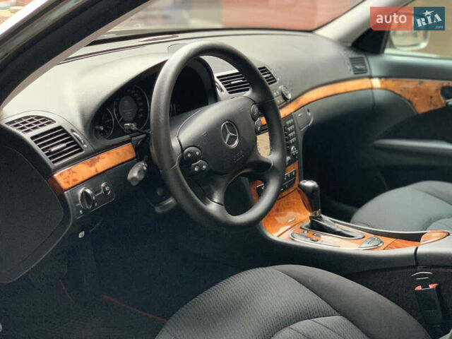 Коричневый Мерседес Е-Класс, объемом двигателя 3 л и пробегом 330 тыс. км за 9100 $, фото 68 на Automoto.ua