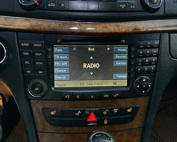 Мерседес Е-Клас 2007 у Івано-Франківську на Automoto.ua Коричневий Мерседес Е-Клас, об'ємом двигуна 3 л та пробігом 329 тис. км за 8900 $, фото 11 на Automoto.ua