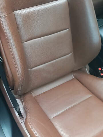 Коричневый Мерседес Е-Класс, объемом двигателя 2.99 л и пробегом 238 тыс. км за 15300 $, фото 23 на Automoto.ua