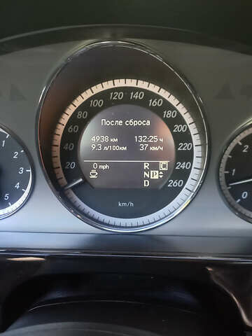 Коричневый Мерседес Е-Класс, объемом двигателя 2.99 л и пробегом 238 тыс. км за 15300 $, фото 19 на Automoto.ua