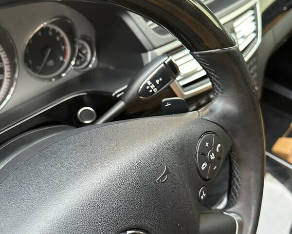 Коричневый Мерседес Е-Класс, объемом двигателя 3 л и пробегом 252 тыс. км за 15000 $, фото 3 на Automoto.ua