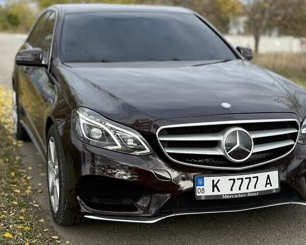 Коричневий Мерседес Е-Клас, об'ємом двигуна 2.14 л та пробігом 330 тис. км за 14000 $, фото 6 на Automoto.ua