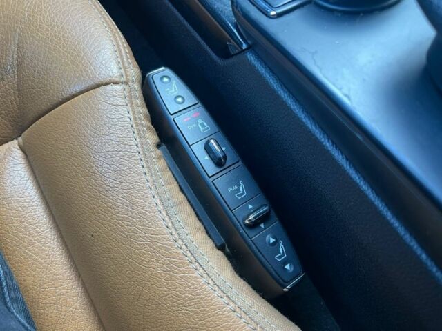 Коричневый Мерседес Е-Класс, объемом двигателя 2.2 л и пробегом 227 тыс. км за 15499 $, фото 15 на Automoto.ua